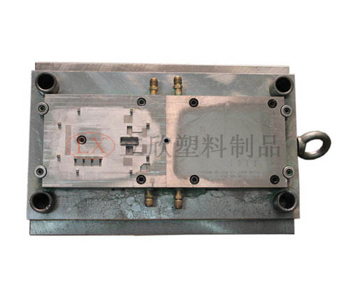 精密塑胶模具